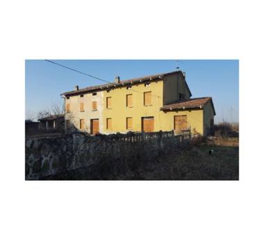 Rustico/Casale in vendita a Gualtieri, Frazione Pieve Saliceto, Via Pieve 3