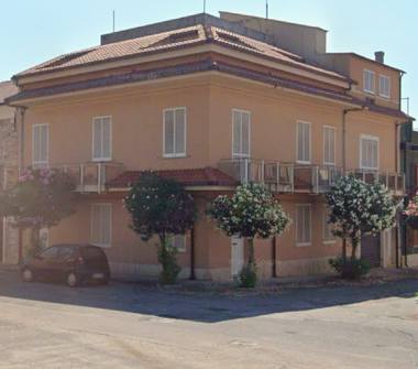 Casa indipendente in vendita a Mileto (Vibo Valentia)