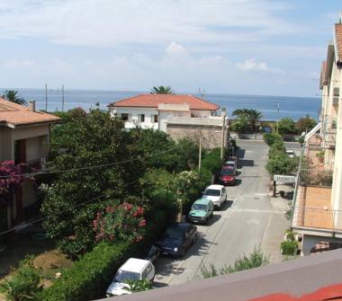 Mansarda in vendita a Guardia Piemontese, Frazione Marina Di Guardia Piemontese