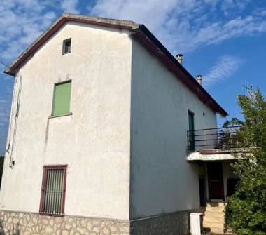 Casa indipendente in vendita a Muro Lucano (Potenza), Via piani pagani