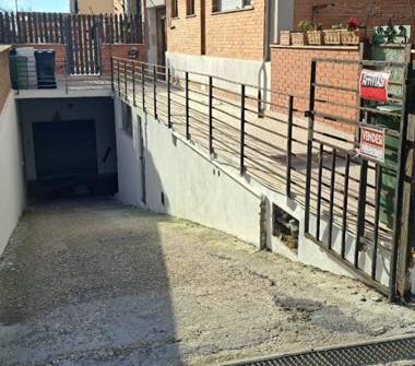 Box/Garage/Posto auto in vendita a Pomezia, Frazione Torvaianica Alta