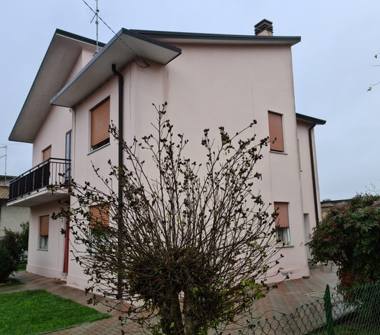 Casa indipendente in vendita a Salara (Rovigo), Via Borgo San Francesco 59