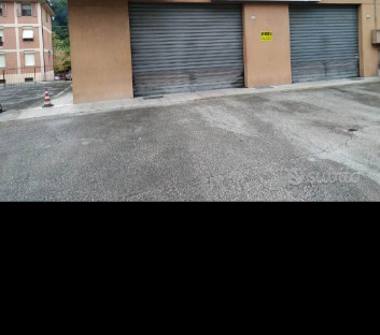 Garage/Auto silos in vendita a Matelica (Macerata), Via Circonvallazione 75