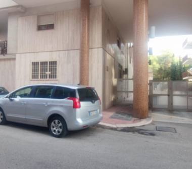 Box/Garage/Posto auto in vendita a Bisceglie (Barletta-Andria-Trani), Via Guarini 31
