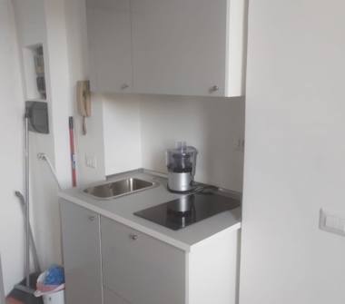 Monolocale in affitto a Milano, Zona Bocconi, Via Vigevano 1