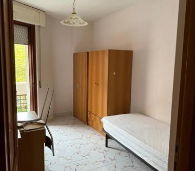 Affitto Stanza Singola a Latina, Frazione Centro città, Via Oslavia 58