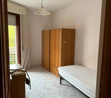 Altro in affitto a Latina, Frazione Centro città, Via Oslavia 58