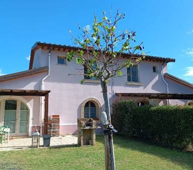 Villetta a schiera in vendita a Cecina (Livorno), Via Vecchia Livornese 22