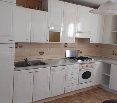 Casa indipendente in vendita a San Vito di Leguzzano (Vicenza), Via C. Battisti 8