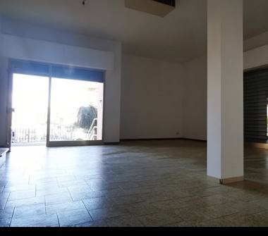 Negozio in vendita a San Giorgio Piacentino (Piacenza), Via V. Bachelet 11