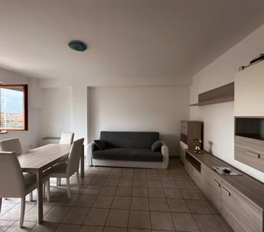 Quadrilocale in affitto a Sant'Omero (Teramo), Via Capo di Fuori 35