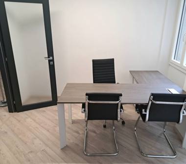 Ufficio in affitto a Legnano (Milano), Piazza Giuseppe Frua 1