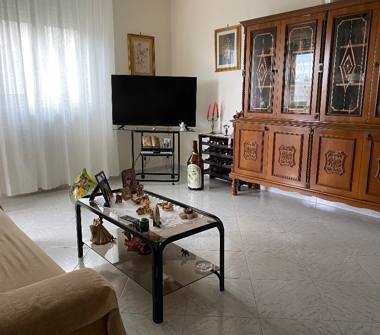 Quadrilocale in vendita a Brindisi (Brindisi), Via degli Aceri 15