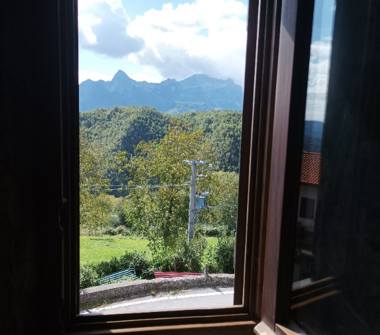 Rustico/Casale in vendita a Castelnuovo di Garfagnana, Frazione Croce