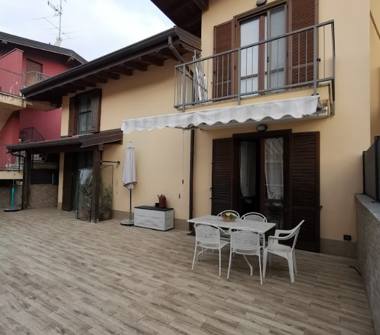 Villa in vendita a Fino Mornasco (Como)