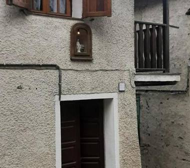 Casa indipendente in vendita a Mendatica, Frazione San Bernardo Di Mendatica, Via Mazzini 36