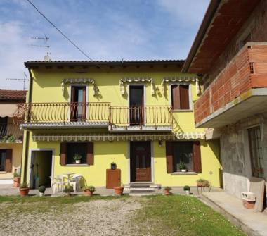 Casa indipendente in vendita a Porpetto, Frazione Castello, Via Armando Diaz 14