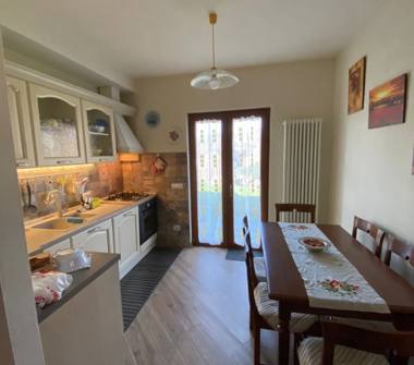 Villa in vendita a Castelnuovo di Garfagnana, Frazione Croce