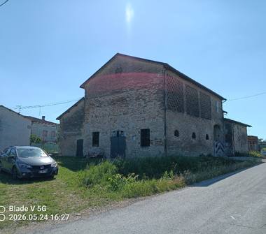Rustico/Casale in vendita a Gattatico, Frazione Nocetolo, Via Francesco Crispi 5