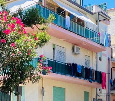 Quadrilocale in vendita a Casteldaccia (Palermo), Via Sabotino 8