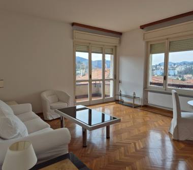 Appartamento in vendita a Maslianico (Como)