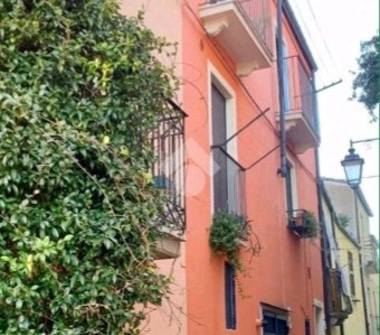 Casa indipendente in vendita a Lanciano (Chieti), Vicolo XV Garibaldi 14