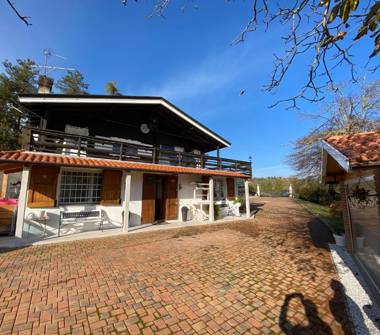 Casa indipendente in vendita a Serramazzoni (Modena), Via Torrente Guerro 40