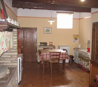 Casa indipendente in vendita a Monte Castello di Vibio, Frazione Doglio, Via Luigi Zafferami 12