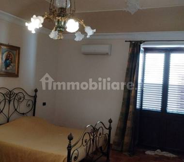 Casa indipendente in vendita a Carini, Frazione Villa Grazia Di Carini, Via Rondini 9