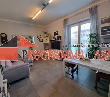 Bilocale in vendita a Pomezia, Frazione Torvaianica Alta, Lungomare delle Sirene 190