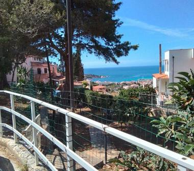 Villa in vendita a Palermo, Zona Sferracavallo, Via Piero della Francesca 19