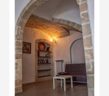 Casa indipendente in vendita a Polignano a Mare (Bari), Via N. D'Aprile 30