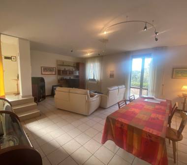 Appartamento in vendita a Montaione (Firenze)