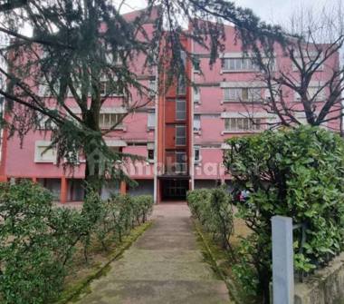 Trilocale in vendita a Varese, Frazione Centro città