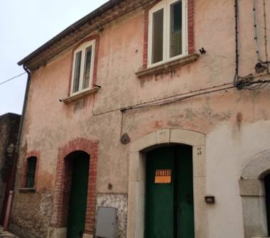 Casa indipendente in vendita a San Giuliano del Sannio (Campobasso), Via Giardini 8