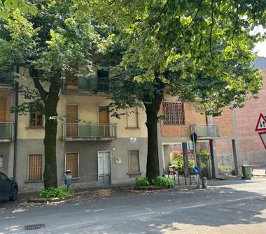 Trilocale in vendita a Sulbiate, Frazione Sulbiate Superiore, Piazza Papa Giovanni XXIII 4