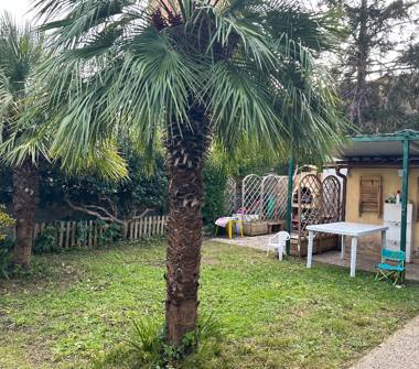 Quadrilocale in vendita a Livorno, Zona La Rosa