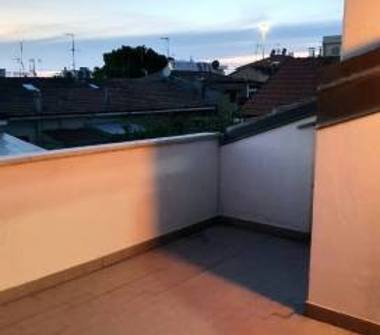 Quadrilocale in vendita a Pesaro (Pesaro e Urbino), Viale Napoli 57