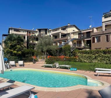 Trilocale in vendita a Cernusco sul Naviglio (Milano), Via Pasubio 25