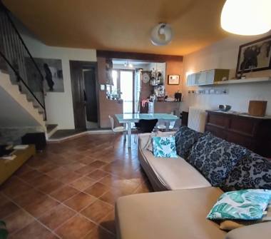 Casa indipendente in vendita a Marsciano (Perugia)