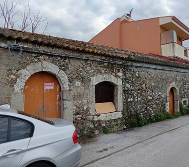 Altro in vendita a Milazzo, Frazione San Pietro, Via Pezza del Pioppo 24