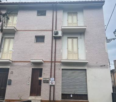 Palazzo/Stabile in vendita a Ghilarza (Oristano), Corso Umberto 23