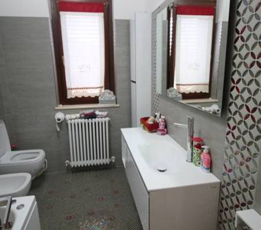 Quadrilocale in vendita a Colli del Tronto (Ascoli Piceno), Strada Statale 4 70