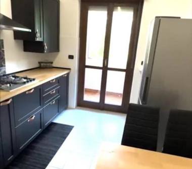 Porzione di casa in affitto a Pieve Emanuele, Frazione Fizzonasco, Via Marche 26