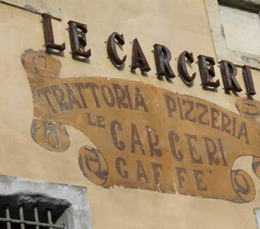 Altro in vendita a Genzano di Roma (Roma), Via Nazario Sauro 24