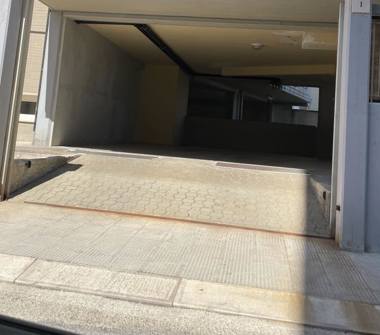 Box/Garage/Posto auto in vendita a Bari, Zona Fesca, via Vittorio Bodini 1