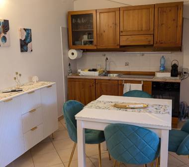 Affitto Appartamento Vacanze a Spezzano della Sila, Frazione Camigliatello Silano, Via delle Ville 61