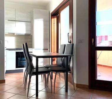 Bilocale in vendita a Olbia, Frazione Centro città, Via Aldo Palazzeschi 5