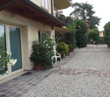 Affitto Appartamento Vacanze a Desenzano del Garda (Brescia), Via Desenzanino 15