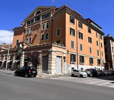 Attico in vendita a Roma, Zona Romanina, Via Premuda 0